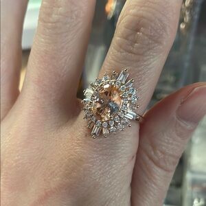 🦋Elegant Rose Gold and Silver Gemstone Ring